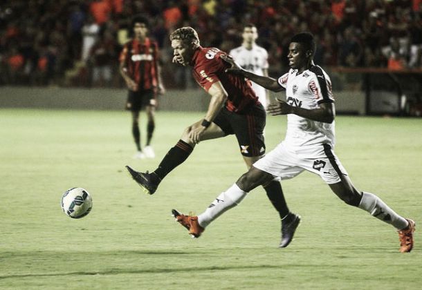 Falcão promove treino fechado e Marlone segue como dúvida para jogo com São Paulo