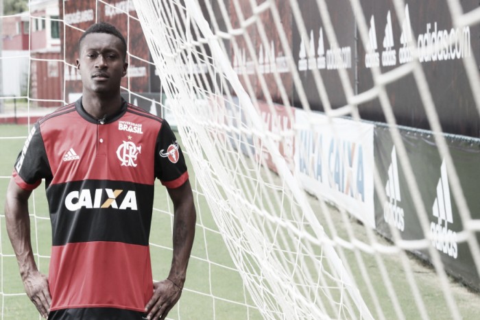 Conheça Marlos Moreno, primeiro reforço do Flamengo para 2018