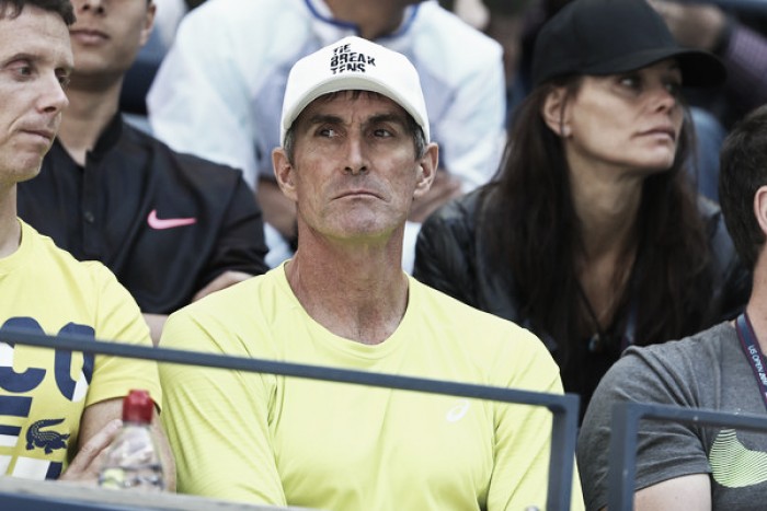 Martin Laurendeau deja la capitanía de Canadá y se convierte en el nuevo entrenador de Shapovalov Martin Laurendeau deja la capitanía de Canadá y se convierte en el nuevo entrenador de Shapovalov