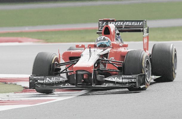 Marussia soluciona sus problemas y va camino de Jerez