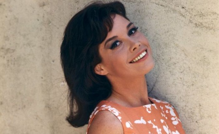 Pioneer actress Mary Tyler Moore dead at 80