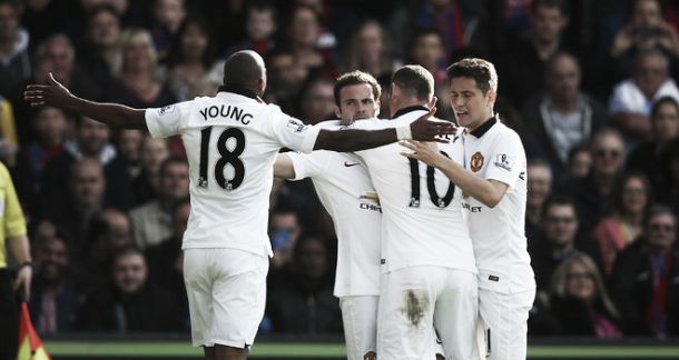 Crystal Palace 1-2 Manchester United: Late Fellaini header all but seals Champions League return