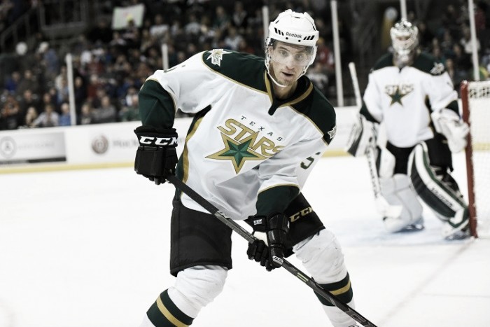 Mattias Bäckman firma por un año con los Stars Mattias Bäckman firma por un año con los Stars