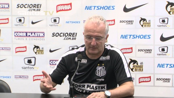 Dorival Júnior rebate crítica palmeirense à arbitragem: "No DVD estão os jogos contra o Fluminense?"