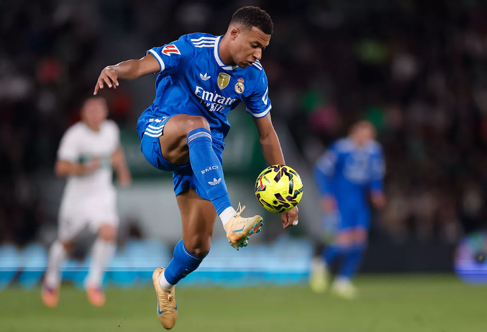 Mbappé y el desafío del “9” en el Real Madrid: un talento que necesita ...