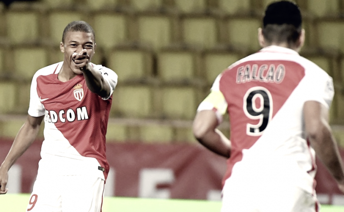 Ligue 1 - Il Monaco non perde un colpo: Mbappe e Moutinho abbattono il Bordeaux (2-1)