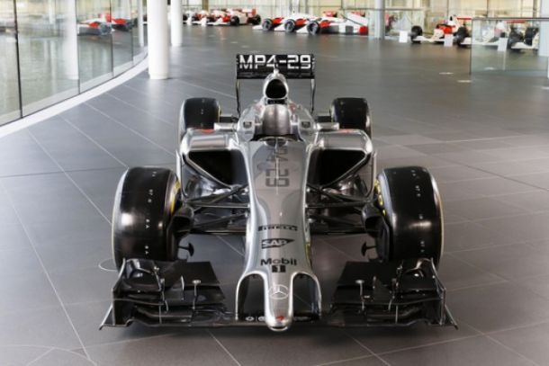 McLaren presenta su nuevo coche en Woking