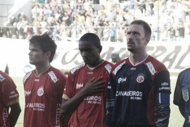 Após deixar o Vitória, lateral reforça o América-RN na Série C do Brasileiro