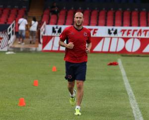 El sudamericano Cristian Llama, ya fue presentado con los Tiburones