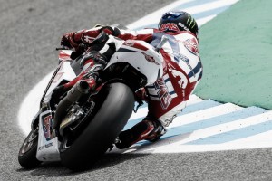 Moto2, Lowes in pole a Jerez