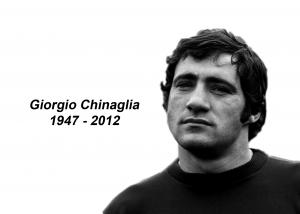 Oggi l'addio a Chinaglia, nel cielo biancoazzurro brilla un'altra stella
