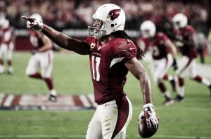 Los Cardinals ridiculizan a los Buccaneers de Winston