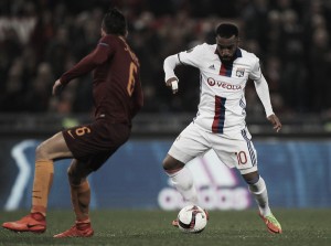 Lacazette ya tiene precio para el Arsenal