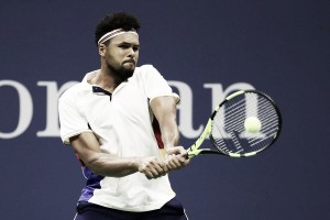 Tsonga alcanza sin problemas la final en Amberes