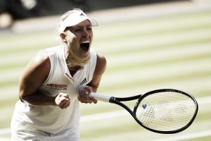 Wimbledon: Angelique Kerber edges past Jelena Ostapenko in straight sets