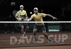 Peers y Thompson dejan a Australia con pie y medio en la final