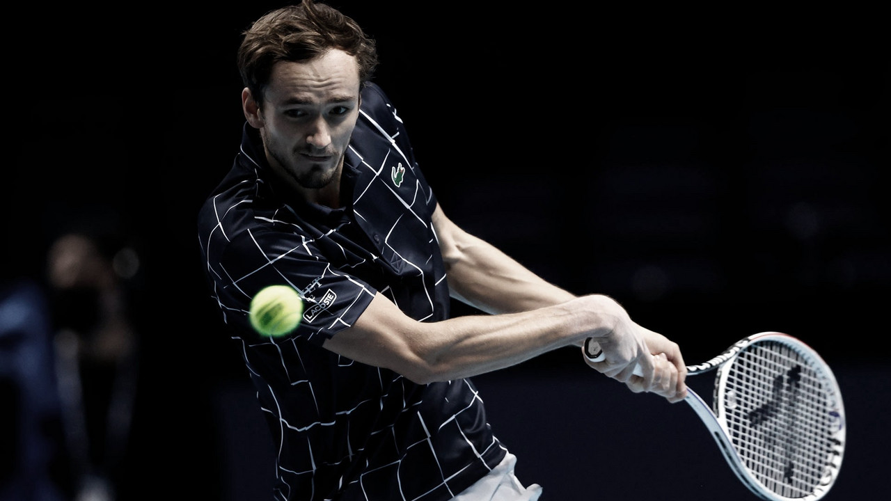 Medvedev bate Schwartzman e fecha primeira fase do ATP Finals de forma invicta Medvedev bate Schwartzman e fecha primeira fase do ATP Finals de forma invicta