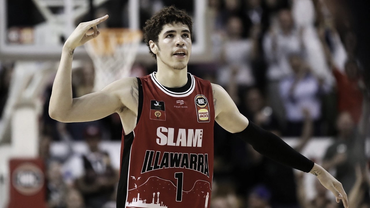 LaMelo Ball donates one month of his salary to those affected by the Australian wildfires