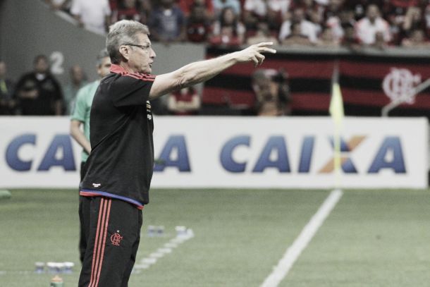 Derrota surpreendente do Flamengo não abala Oswaldo de Oliveira: "Era previsível"