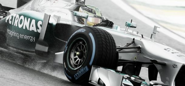 Mercedes preocupada com avanço da Red Bull