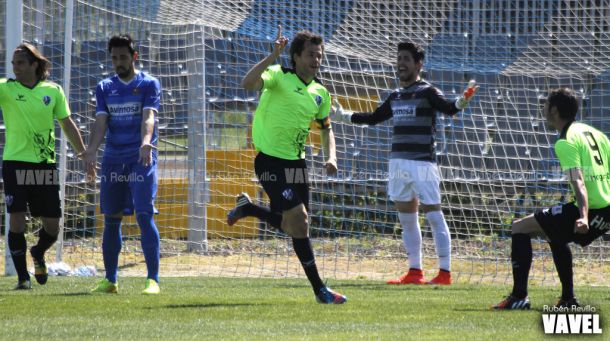 Fotos e imágenes del Fuenlabrada-SD Huesca de la trigésimo cuarta jornada del Grupo 2 de Segunda B