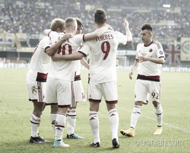 Com dois gols de Keisuke Honda, Milan vence Hellas Verona fora de casa