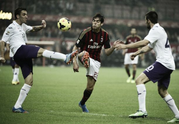 No San Siro, Milan encara a irregular Fiorentina para por fim a indigesto tabu