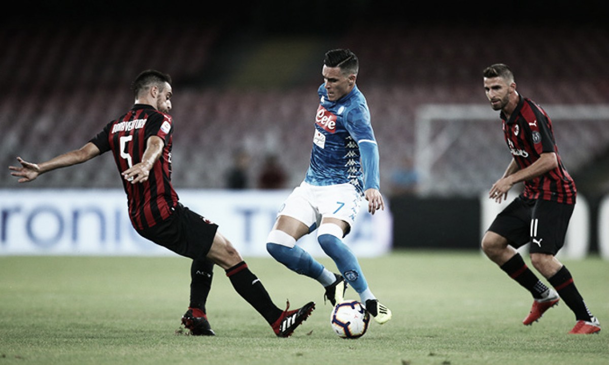 Com virada no fim, Napoli vence Milan e mantém 100% na Serie A