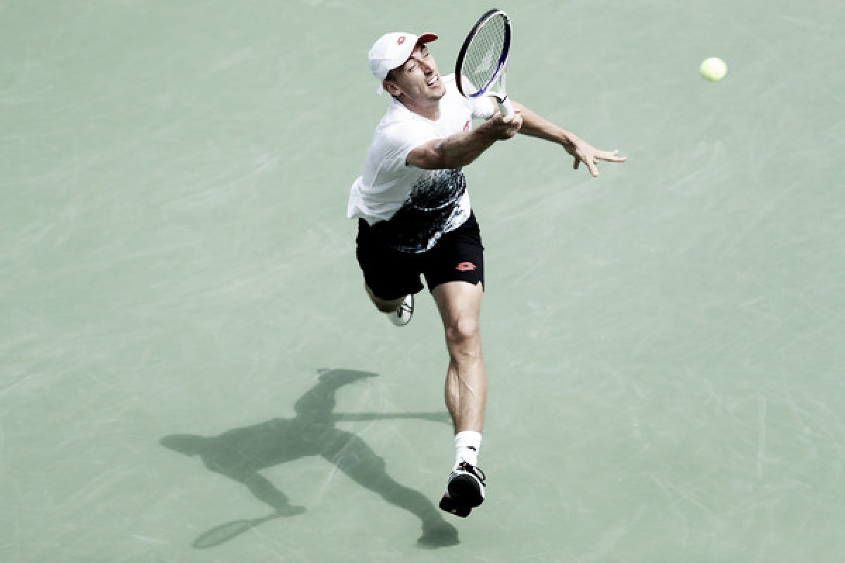 Millman avanza en el US Open ante un irreconocible Federer