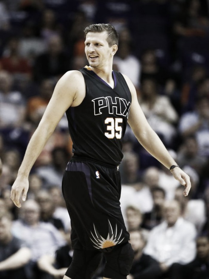 Mirza Teletovic is headed to Milwuakee Bucks on three year deal