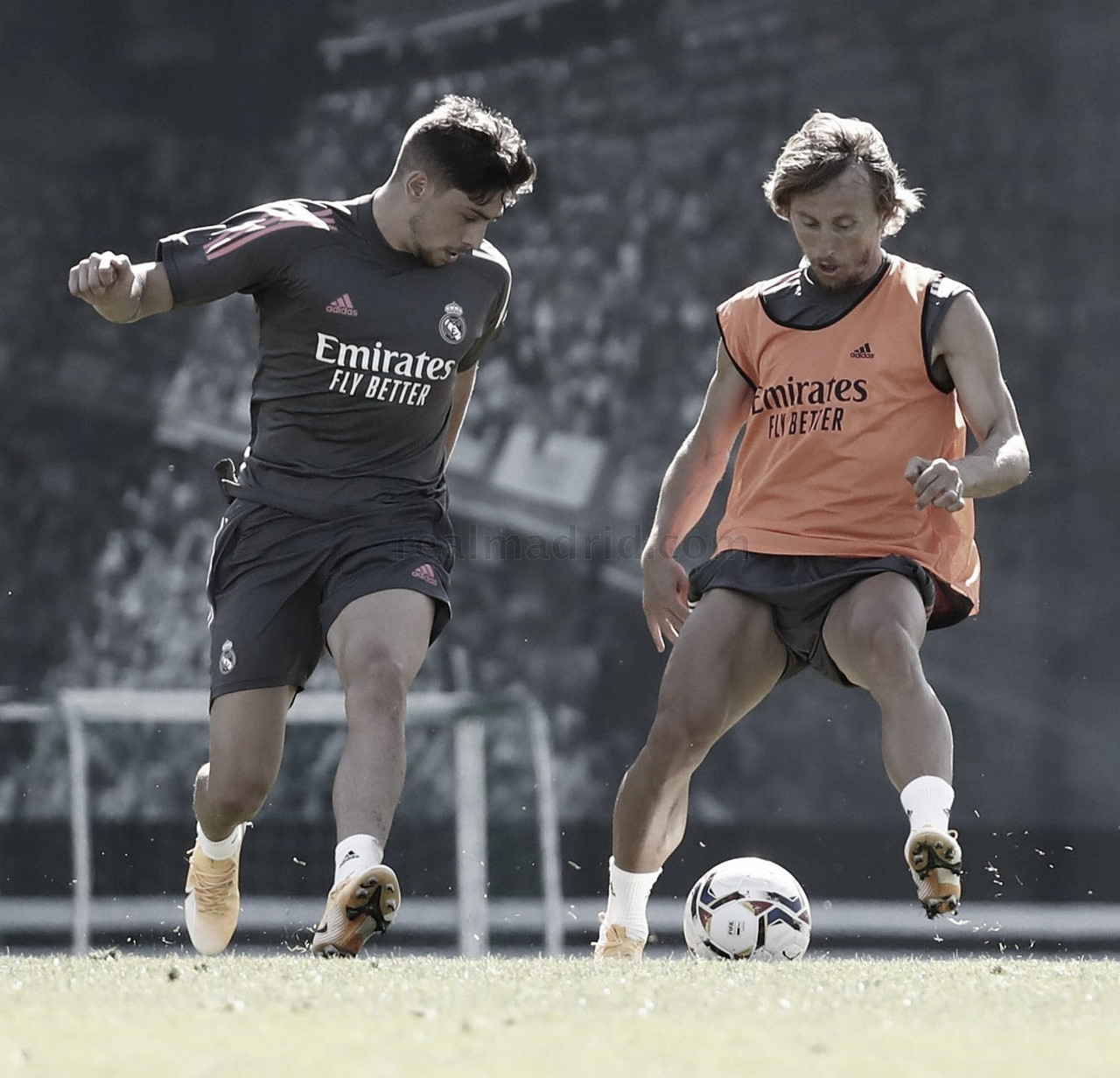 El Real
Madrid completó una nueva sesión de entrenamiento El Real
Madrid completó una nueva sesión de entrenamiento