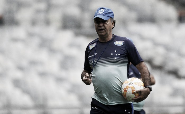 Marcelo Oliveira divulga nota, agradece convite do Cruzeiro, mas revela sondagem de outro clube