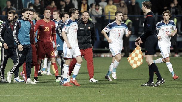 Uefa abre processos disciplinares contra federações de Montenegro e Rússia