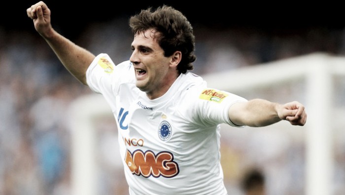 Ídolo no Cruzeiro, Montillo anuncia aposentadoria e deixa história marcada na Raposa