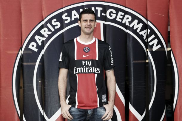Thiago Motta signs one-year extension with Paris Saint-Germain