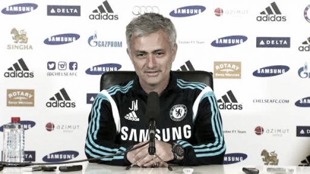 Mourinho: "El objetivo es ganar el domingo"