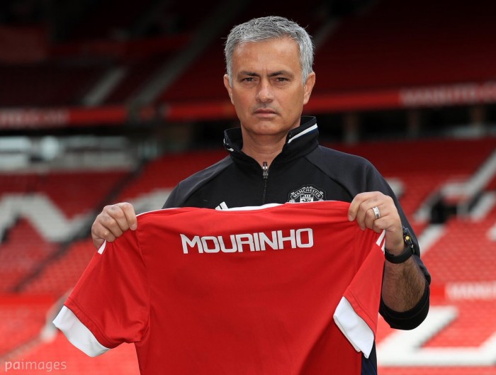 Manchester United, il giorno di Mourinho: "Voglio tornare a vincere, vi indicherò la strada"