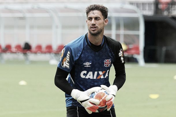 Martín Silva afirma que Vasco foi prejudicado pela arbitragem diante do Flamengo
