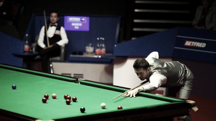 Two top class semi-finals remain in the balance on the eve of the World Championship final