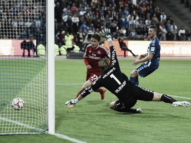 Karlsruher SC (2) 1-2 (3) Hamburger SV: Müller scores at the death to preserve der Dino's record