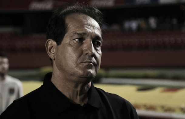 Muricy lamenta lesão de Rodrigo Caio, mas diz ter opções no elenco