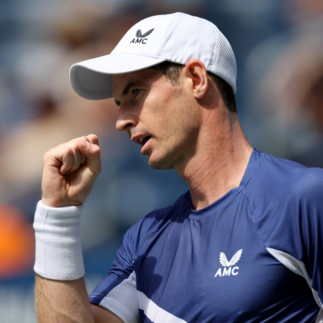 US Open: Andy Murray rolls back the years and Daniil Medvedev begins title defence