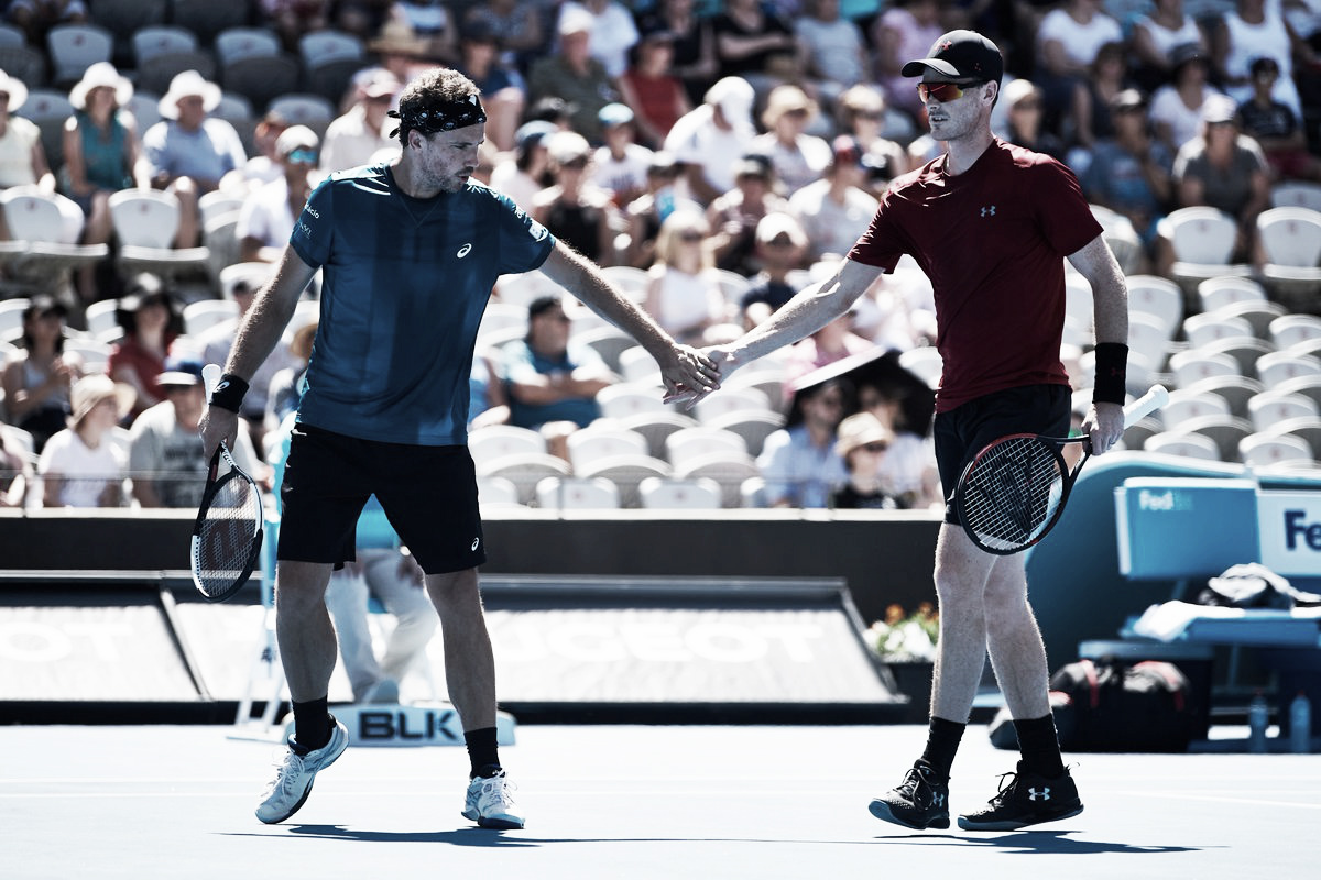 Murray/Soares batem Cabal/Farah em Sydney e conquistam primeiro troféu do ano Murray/Soares batem Cabal/Farah em Sydney e conquistam primeiro troféu do ano
