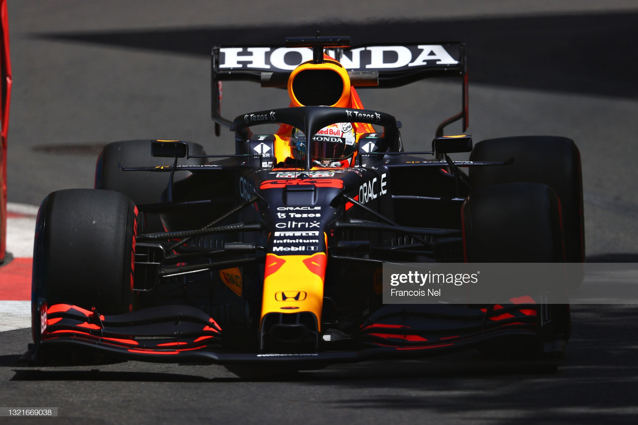 Max Verstappen making statement in FP1 - Baku 2021