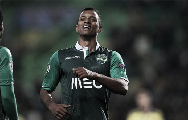 Nani: "I know Manchester United want me to stay"