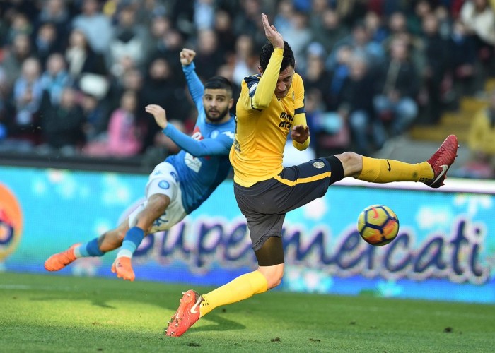 Serie A - Il Napoli vola, Koulibaly e Callejon abbattono il muro del Verona