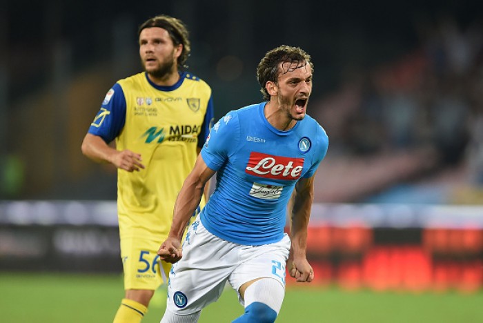 Serie A, tutto troppo facile per il Napoli contro il Chievo (2-0)