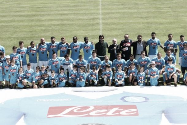 Napoli, secondo giorno a Dimaro: presentata la nuova maglia