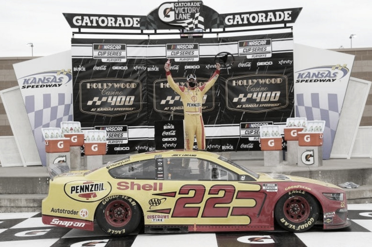 NASCAR Cup: Logano gana en Kansas y avanza a la final NASCAR Cup: Logano gana en Kansas y avanza a la final