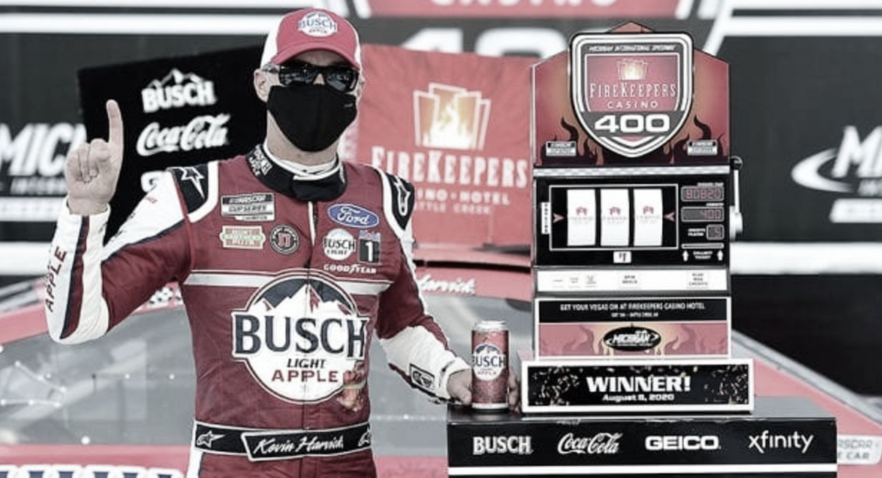 NASCAR Cup: Harvick domina en Michigan